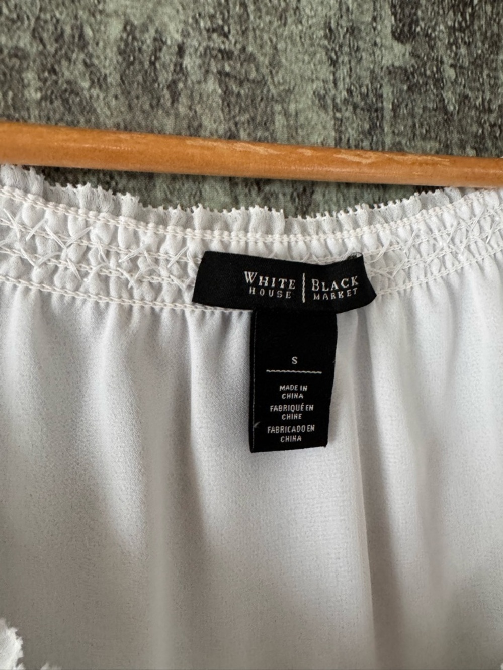 White House BM V-Neck Ruffle Detail Tank Top - Picture 4 of 10
